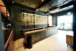 Hongkong Street (D1), Retail #554097561